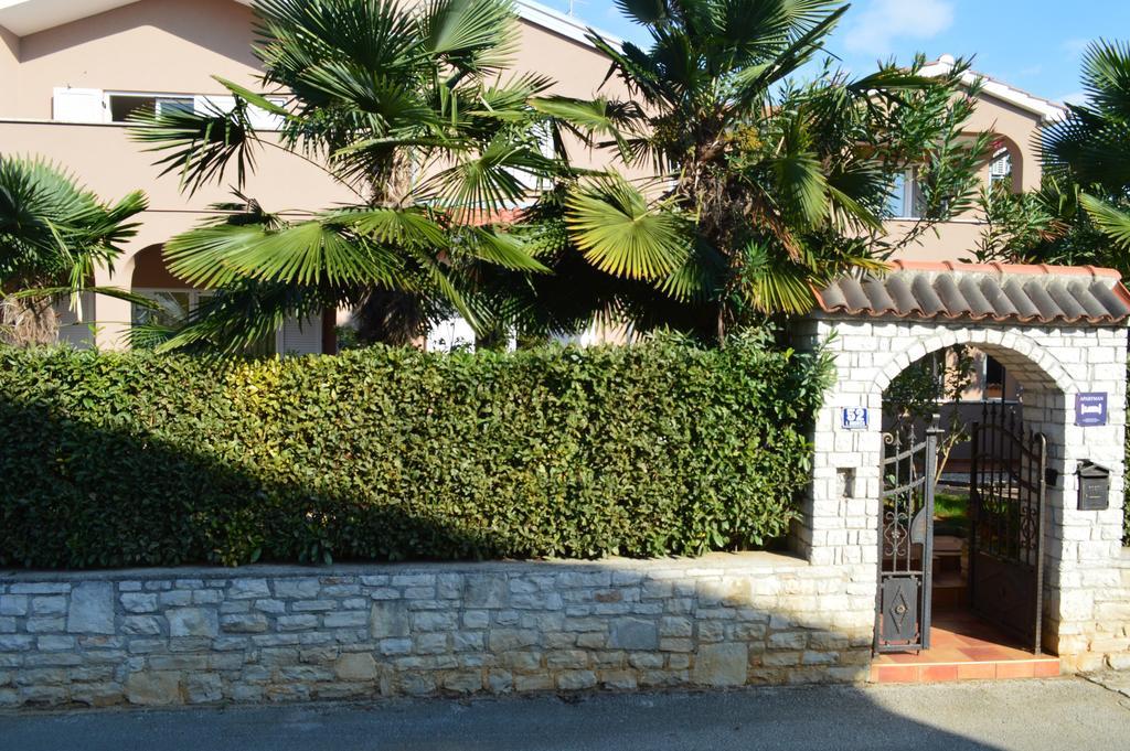 Apartments Sven-Marino Poreč Extérieur photo