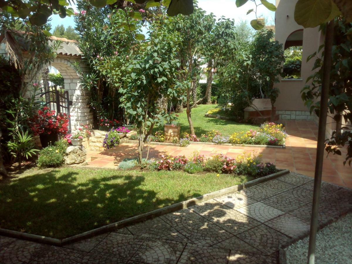 Apartments Sven-Marino Poreč Extérieur photo